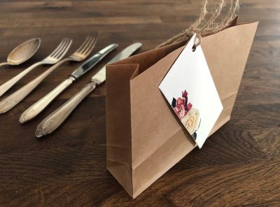 Placeringskort Askersund på avklippt brun kuvertpåse